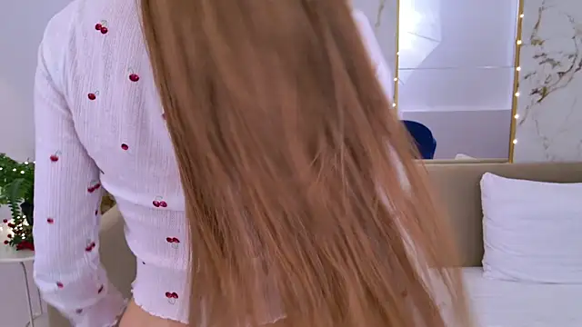 AmadaReine's cam snapshot