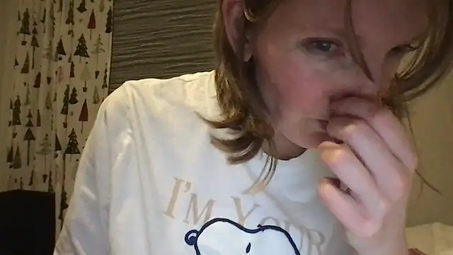 MeluaMauritius's cam snapshot