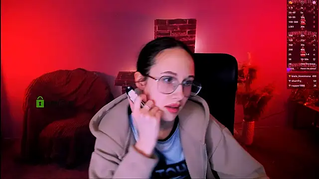 mona_cloud's cam snapshot