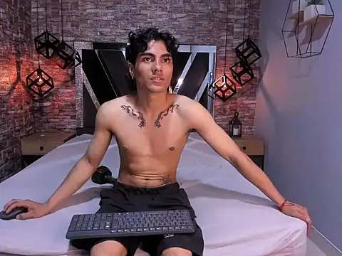 MattFiore live sex cam