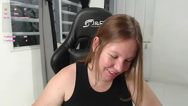 tamy_shine87's cam snapshot