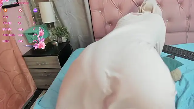 DarshaKhemu's cam snapshot