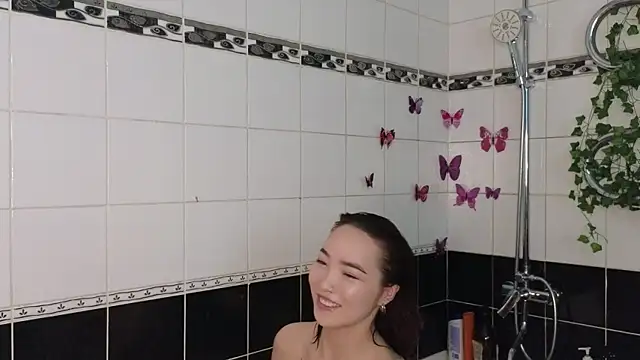 OdetteBiddy's cam snapshot