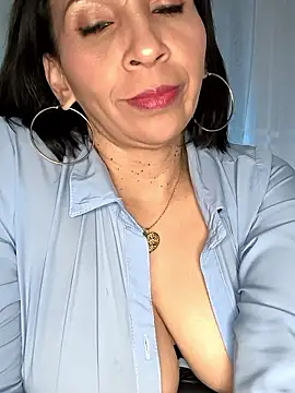 Mrsvictoriaaa's cam snapshot