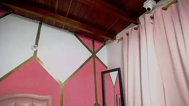 Ebony_Baby1's cam snapshot