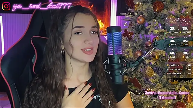 -RED_HAT-'s cam snapshot