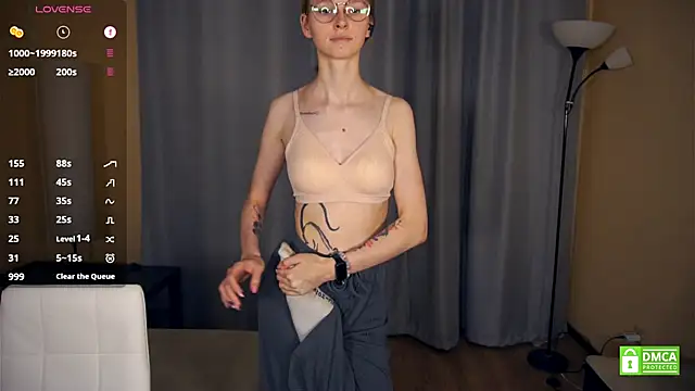 ToyaPletz's cam snapshot