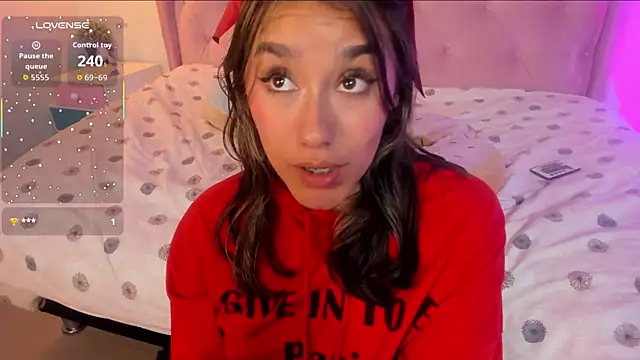 _Sophie__miller's cam snapshot