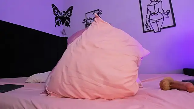 Allison-Bell1's cam snapshot