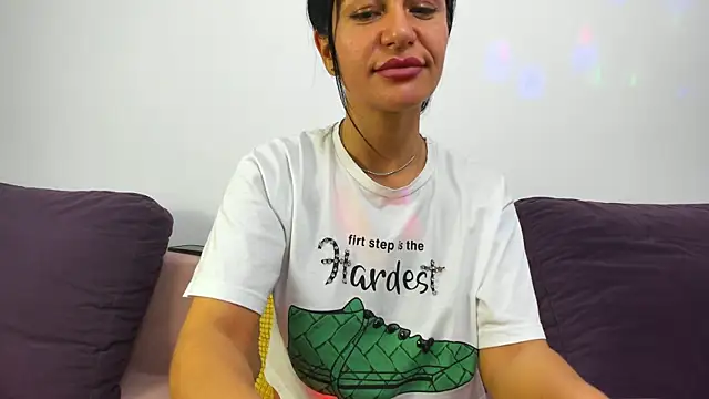 Arya_Lexy's cam snapshot