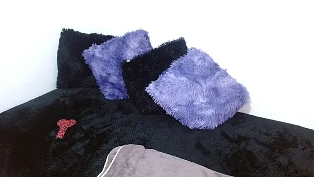 Canela_s1's cam snapshot