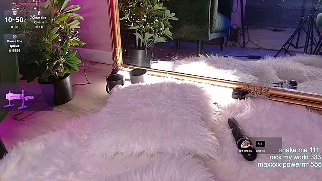 CutiePie69__'s cam snapshot