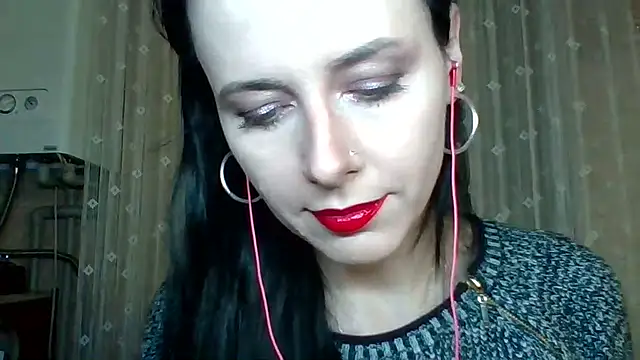 LuminousLady's cam snapshot