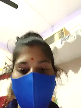 Maahi-Queen's cam snapshot