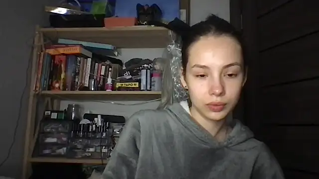 Yuna5343 live sex cam