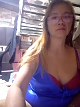 SexyHottMom's cam snapshot