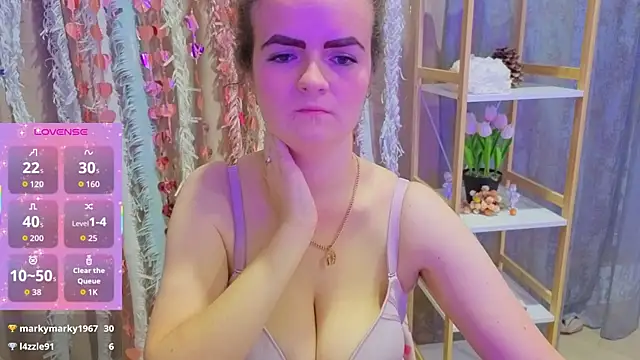 Luisa_Rosee's cam snapshot