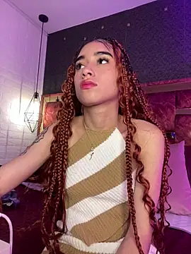 Emma_pinkk18's cam snapshot