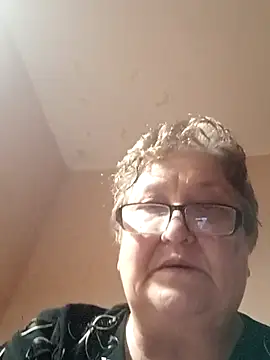 Katherine735 live sex cam