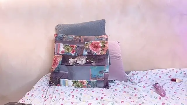 Ariavegaa's cam snapshot