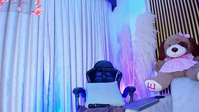 alejagarcia_'s cam snapshot