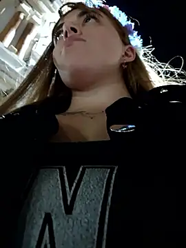 Juanita-30 live sex cam