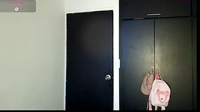 Ania_jones's cam snapshot