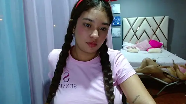 lana_rousse01's cam snapshot