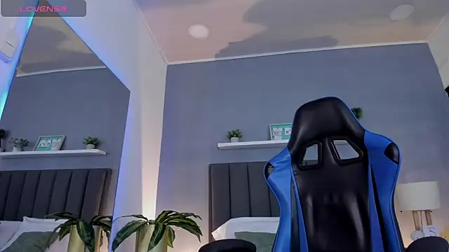 alessia_leroy's cam snapshot