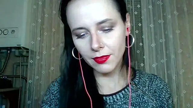 LuminousLady's cam snapshot