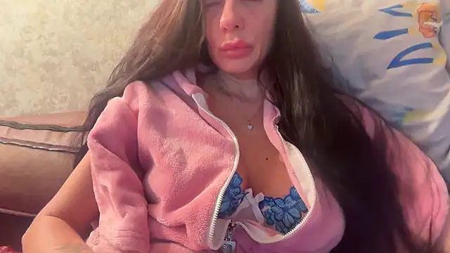 Angelinaa19's cam snapshot