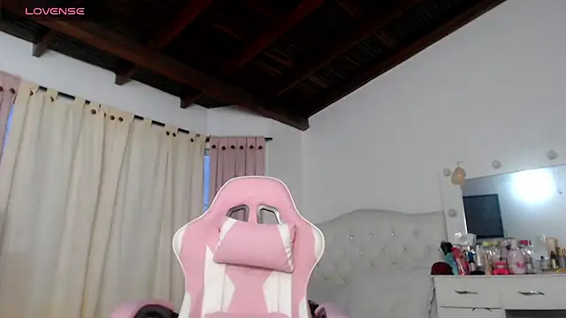 milk_cow_'s cam snapshot