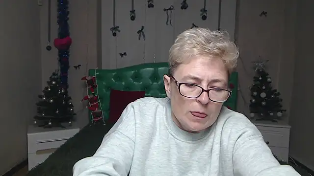 EmiliaGree's cam snapshot