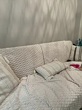 HotLdyllic's cam snapshot