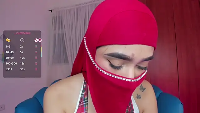 Julie_Markk's cam snapshot