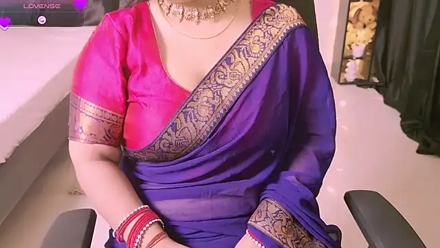 Khaleesiiii's cam snapshot