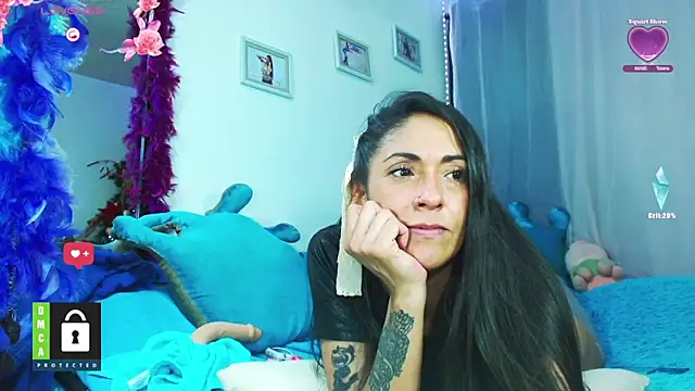 Abri_369's cam snapshot