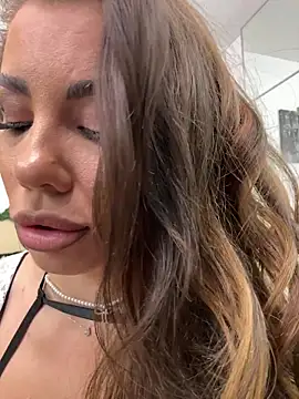 CelineReys live sex cam