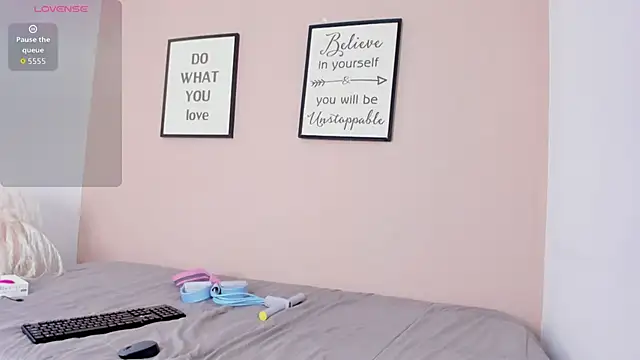 AriaMorena_'s cam snapshot