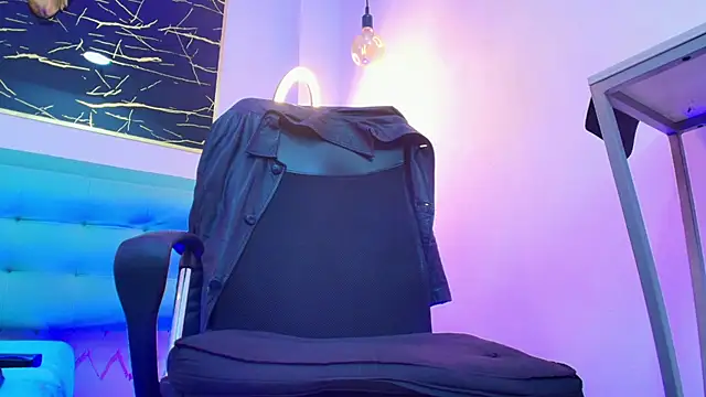 Bella_salvatore live sex cam