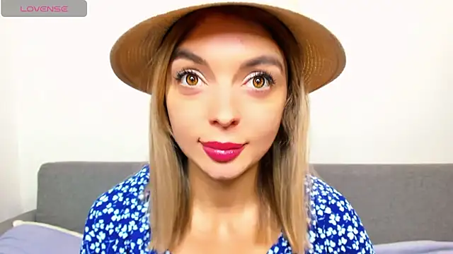 _ellen_meow_'s cam snapshot