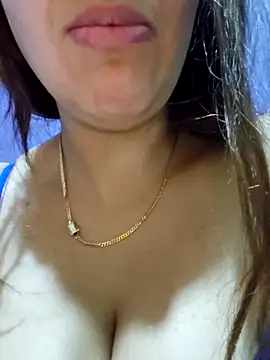 Sexy-girl live sex cam