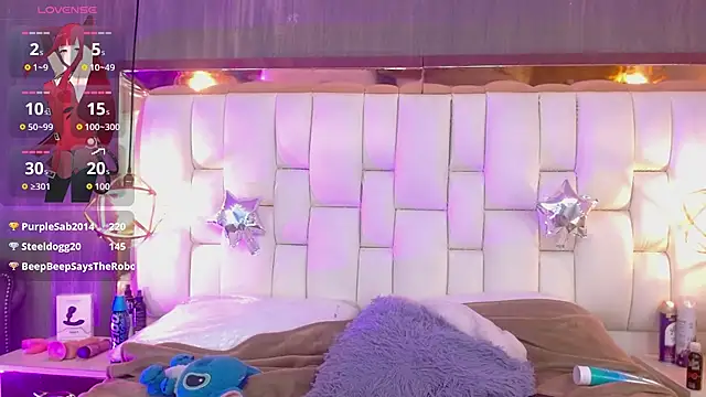 Foxxy_Doll live sex cam