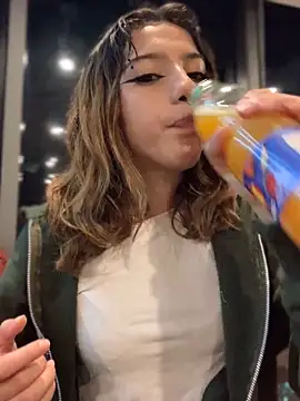 MiaaCute- live sex cam