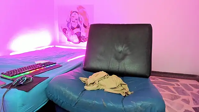 kari-10's cam snapshot