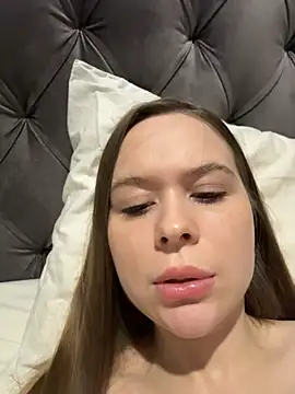 Nicole_Loving's cam snapshot