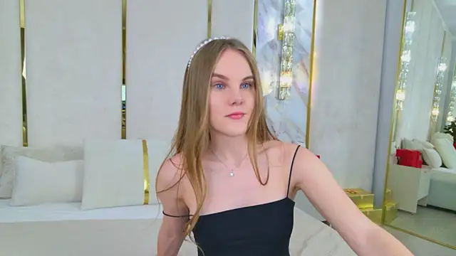 Lili_Lohan's cam snapshot