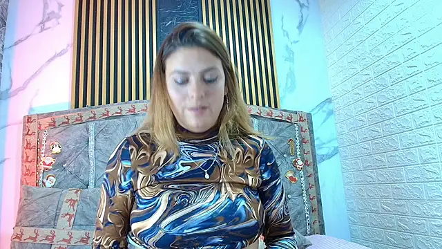 AngieLuxx_'s cam snapshot