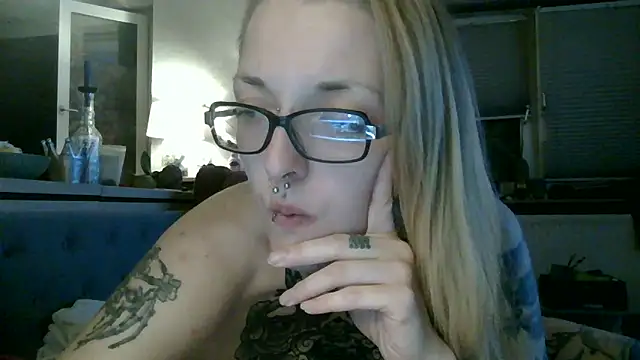 Astrid-Gilbert's cam snapshot