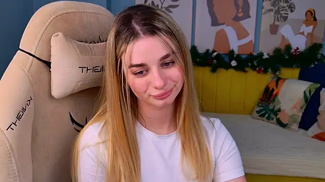 SweetyLicky's cam snapshot